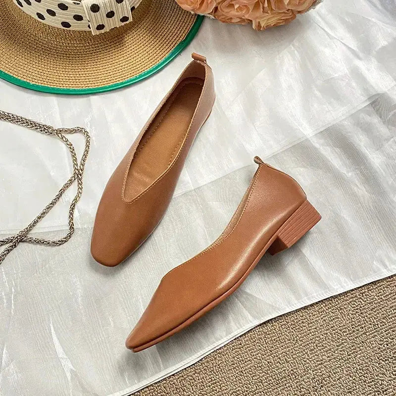TrenLux Wear Women's Round-Toe Leather Loafer Flats — Versatile Slip-On Casual Shoes TrenLux Wear