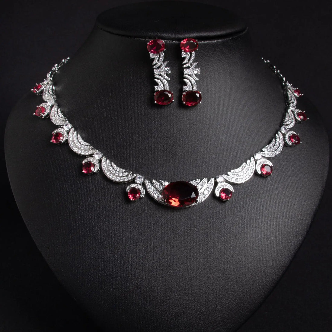 Women's Vintage Bridal Jewellery Set. TrenLux Wear